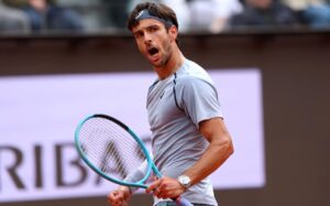 Internazionali di tennis di Roma, Musetti e Darderi avanzano agli ottavi di finale