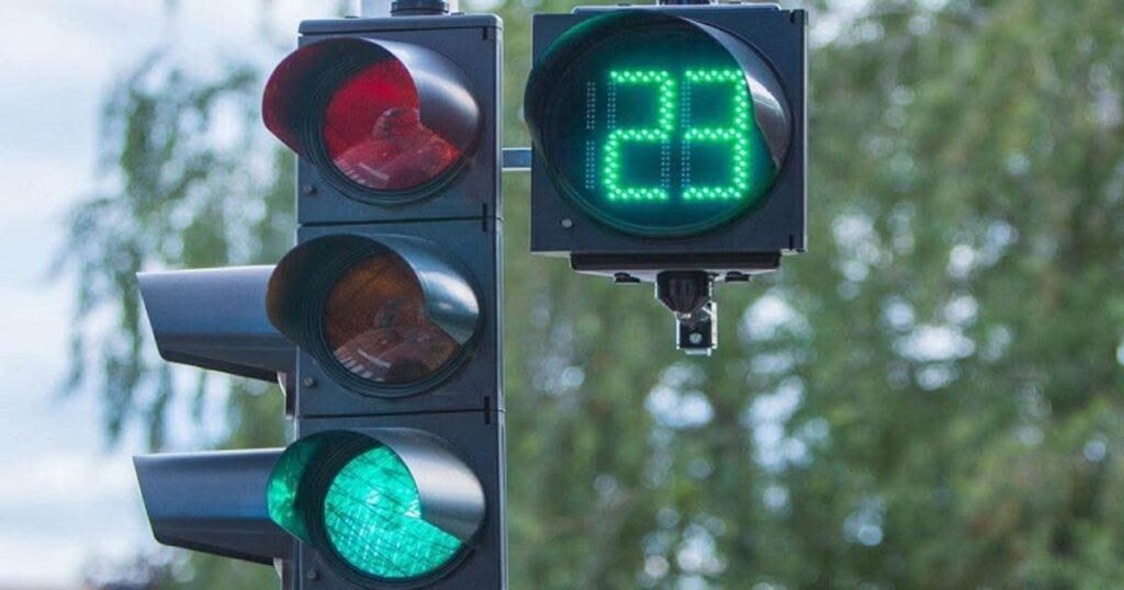 Semafori di Roma, cambia la gestione: 50 milioni per tecnologia, sicurezza e traffico