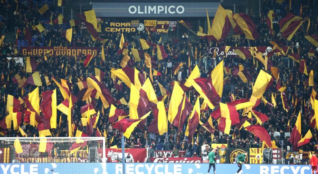 Torino-Roma, trasferta vietata ai tifosi giallorossi: stop alla vendita dei biglietti per i residenti nella Capitale