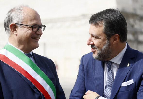 Campi Rom, Salvini attacca Gualtieri e il Pd interviene: “Chiedesse a Piantedosi cosa fa per Roma”